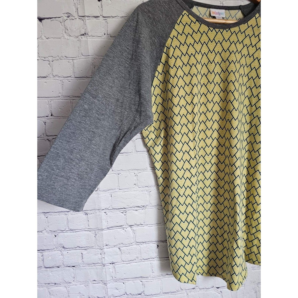 LuLaRoe Randy Baseball Tee Womens‎ Large Yellow Grey Geometric Raglan 3/4 Sleeve - Picture 3 of 12